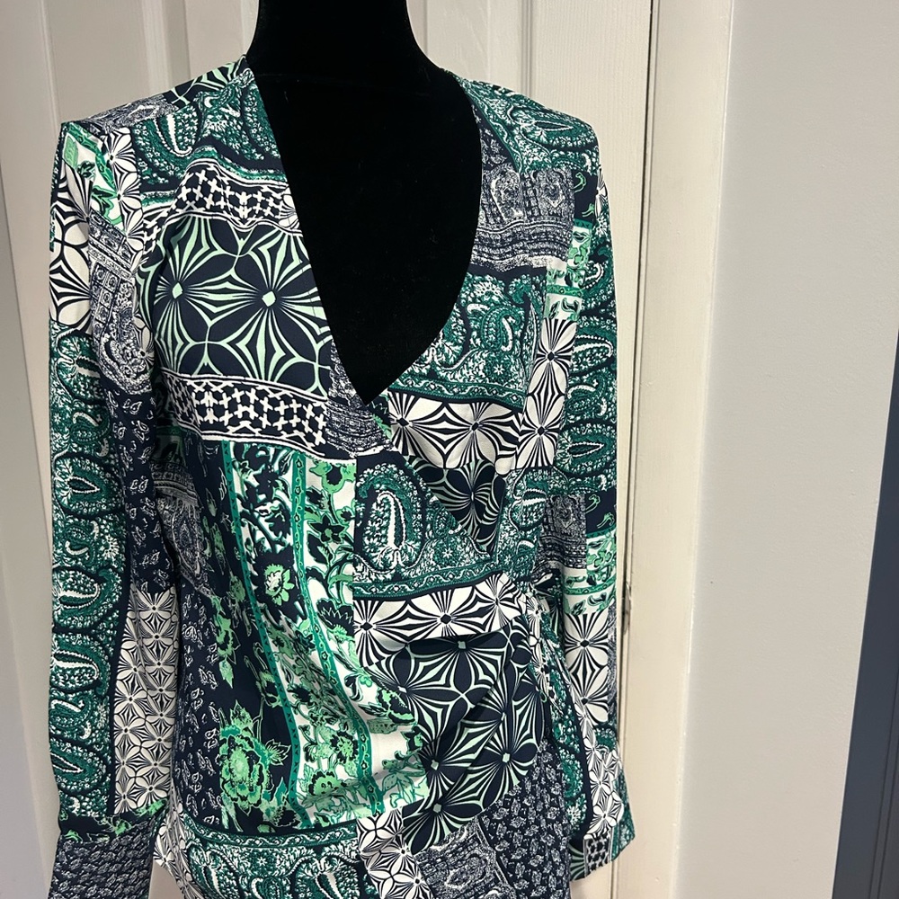 Loft wrap tie top.  Size M